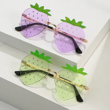 Новые забавные солнцезащитные очки Индивидуальность Клубничная форма Очки Ins Хип-хоп Очки Уличная мода Солнцезащитные очки Для женщин Декор для вечеринок